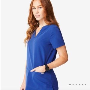 Figs Winning Blue Casma - Small